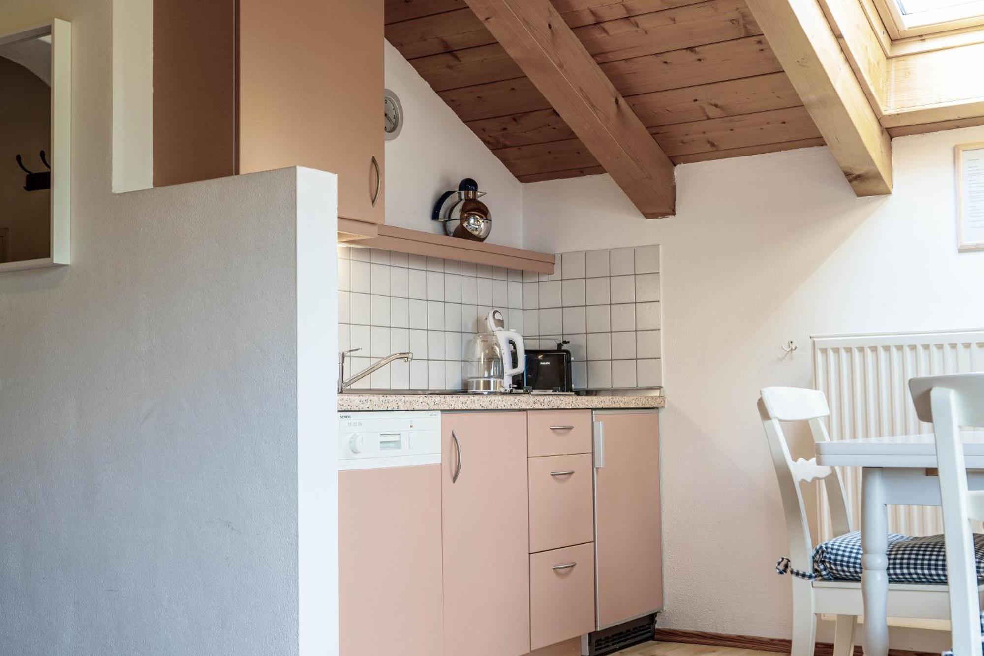 Gaestehaus Quirin Гармиш-Партенкирхен Экстерьер фото