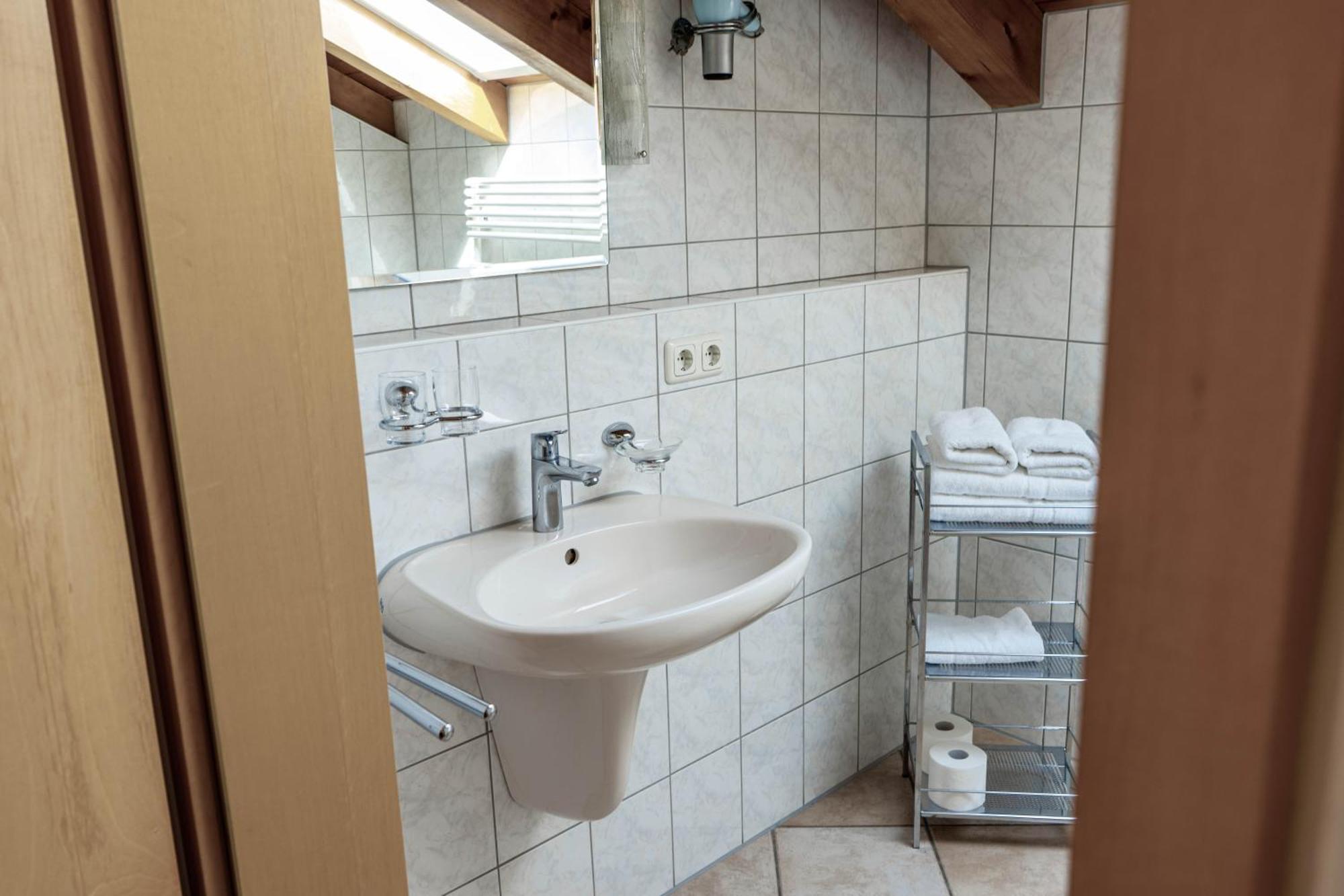 Gaestehaus Quirin Гармиш-Партенкирхен Экстерьер фото